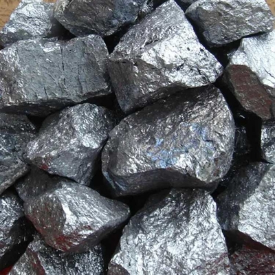 Il grumo del metallo di silicio di elevata purezza classifica il silicio metallico 411 per la fabbricazione dell'acciaio