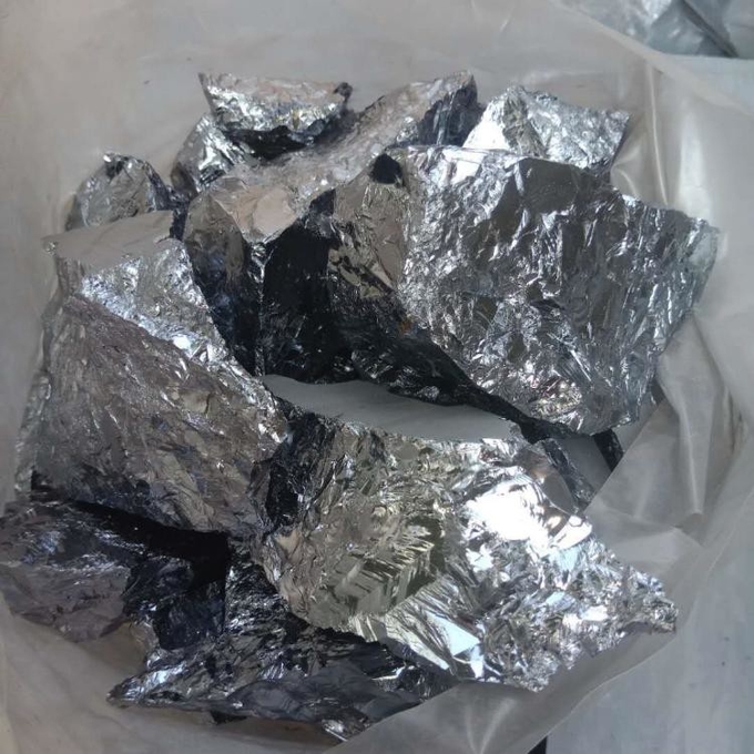 Metallo di silicio di alta qualità per i semiconduttori